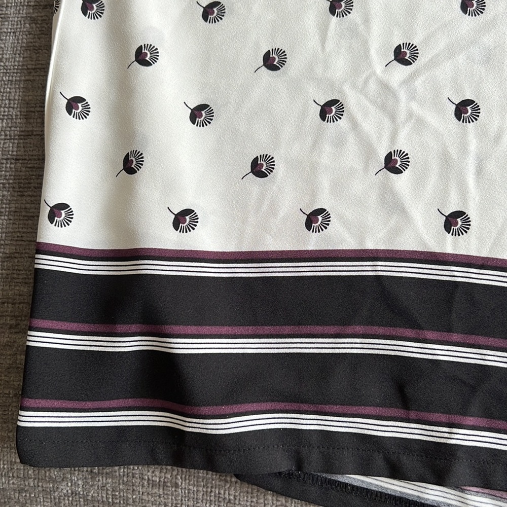 LOFT - patterned blouse - Picture 2 of 5